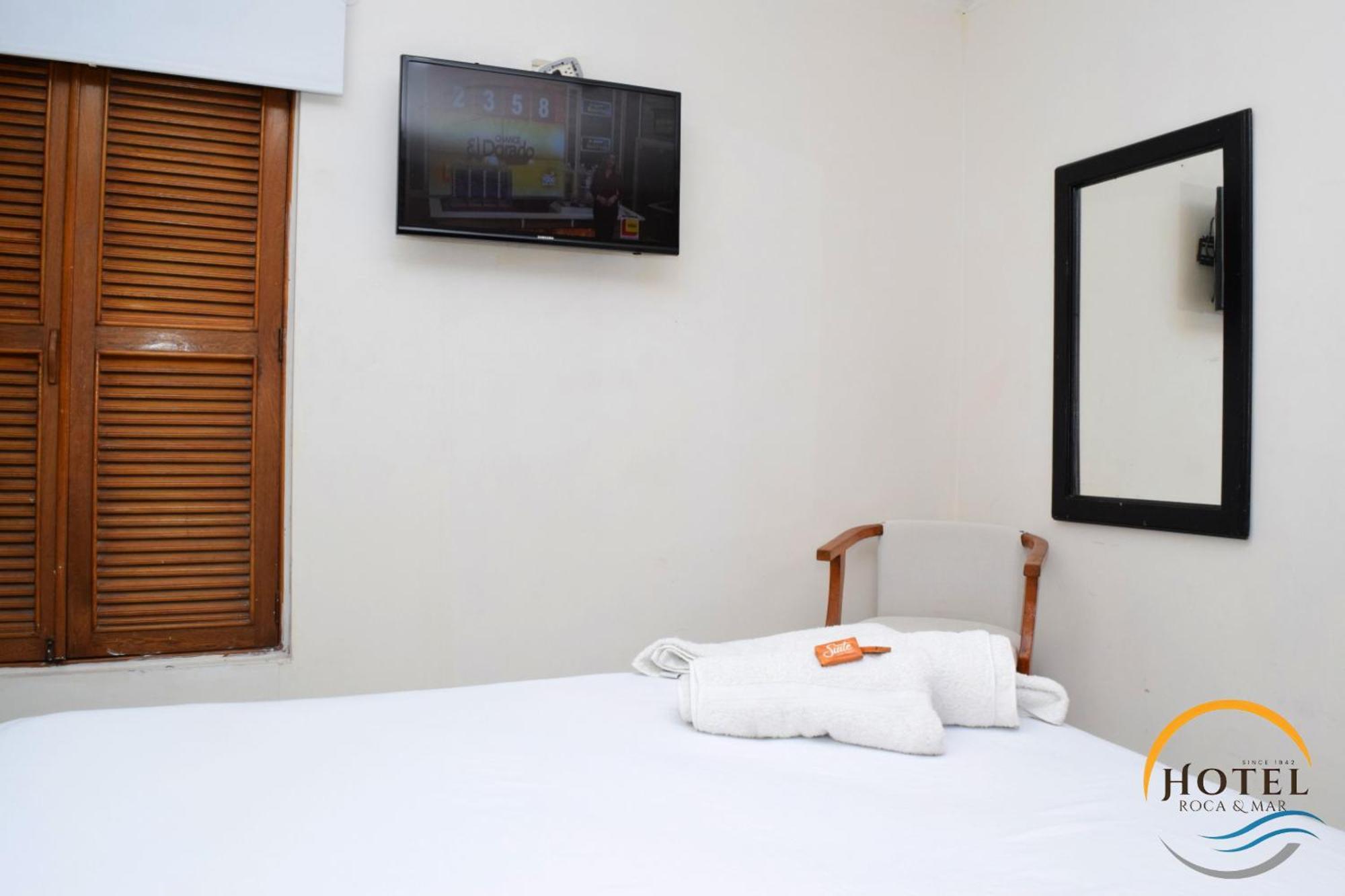 Hotel Roca & Mar 圣玛尔塔 外观 照片